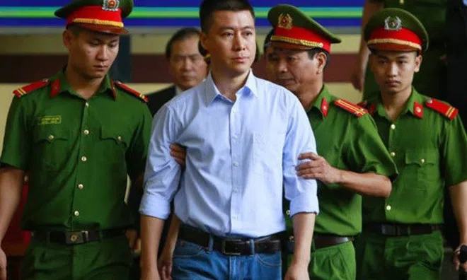 Phan Sào Nam rời ghế giám đốc, trở lại trại giam tiếp tục thi hành án