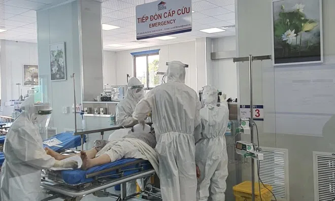 Việt Nam đưa COVID-19 khỏi danh sách bệnh đặc biệt nguy hiểm