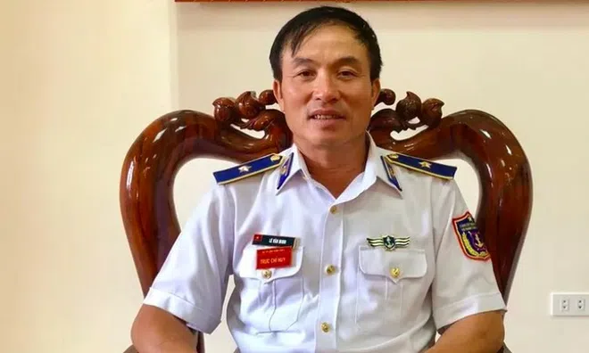 Cựu Tư lệnh Vùng Cảnh sát Biển 4 bị cáo buộc nhận hối lộ gần 7 tỷ để "bảo kê" buôn lậu xăng dầu