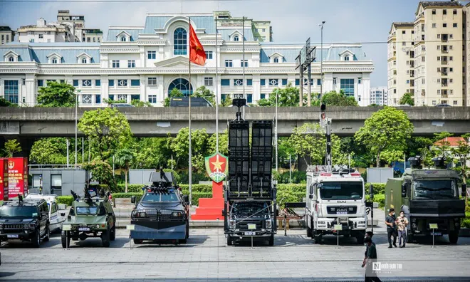 Cận cảnh dàn vũ khí hiện đại của Cảnh sát Việt Nam