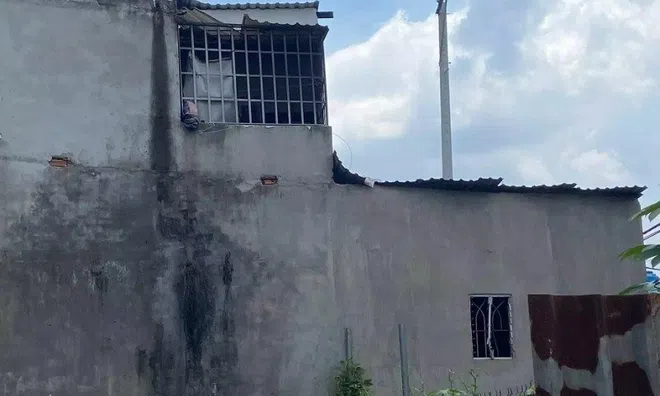 Tp.HCM: Điều tra vụ cháy căn nhà khóa trái bên ngoài, 2 trẻ em tử vong