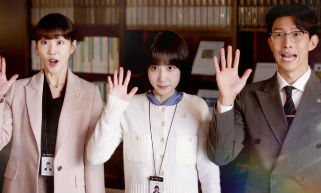 "Nữ luật sư kỳ lạ Woo Young Woo" có tiềm năng vượt mặt "Squid game" với loạt kỷ lục