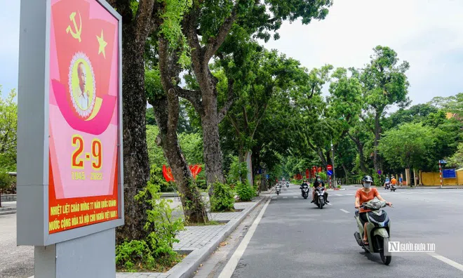 Hà Nội trang hoàng chào mừng Quốc khánh 2/9