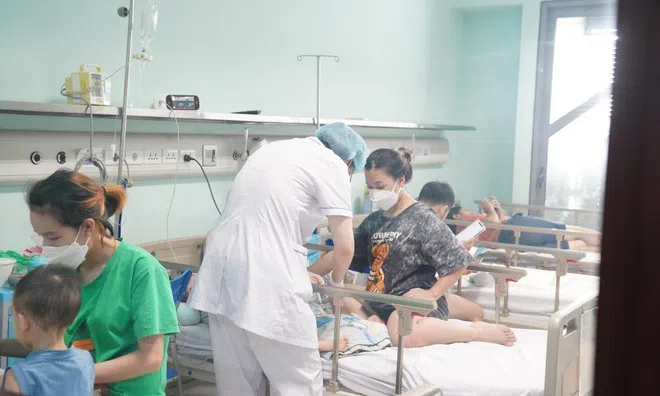 Bé 13 tháng tuổi không bệnh nền tử vong sau khi mắc Adenovirus