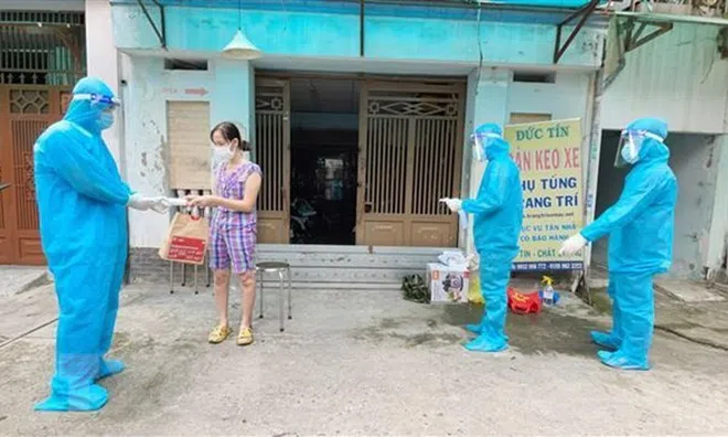 Thành phố đầu tiên xin hỗ trợ 500 tỷ để "giữ chân" nhân viên y tế