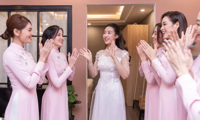 Hình ảnh lễ ăn hỏi của Hoa hậu Đỗ Mỹ Linh và chú rể doanh nhân
