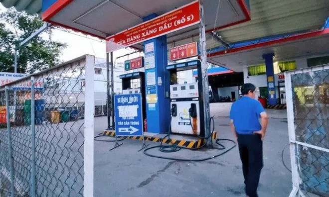 Yêu cầu khắc phục tình trạng thiếu hụt xăng dầu cục bộ ngay từ ngày 12/11