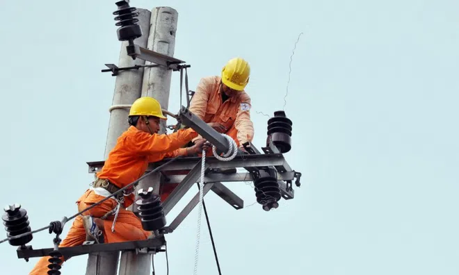 Bộ Công Thương xem xét đề xuất tăng giá điện của EVN
