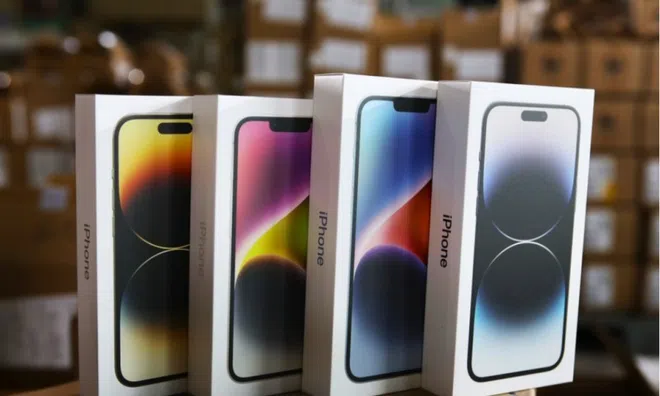Bộ Công Thương yêu cầu giải trình vụ đại lý phải nhập iPhone 14 dạng "bia kèm lạc"