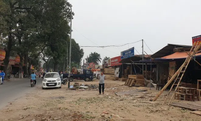Phường Đại Mỗ (Nam Từ Liêm – Hà Nội): Khó xử lý những nhà xưởng, bãi tập kết vật liệu xây dựng trái phép
