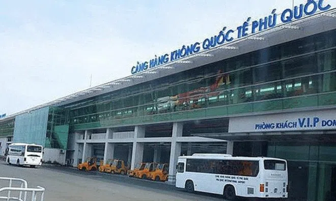 Phát hiện 2 hành khách nghi mang chất nổ vào sân bay Phú Quốc
