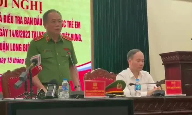 Video: Thiếu tướng Công an nói gì về thông tin nghi phạm trong vụ bắt cóc bé trai là cảnh sát?