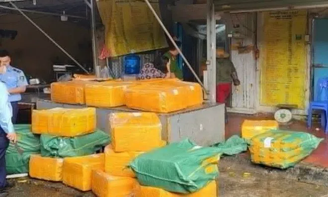 Hà Nội: Thu giữ hơn 1 tấn thực phẩm đông lạnh không rõ nguồn gốc xuất xứ