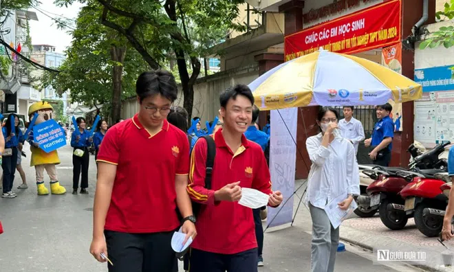 Kỳ vọng có "mưa" điểm 9,10 với đề thi môn Tiếng Anh