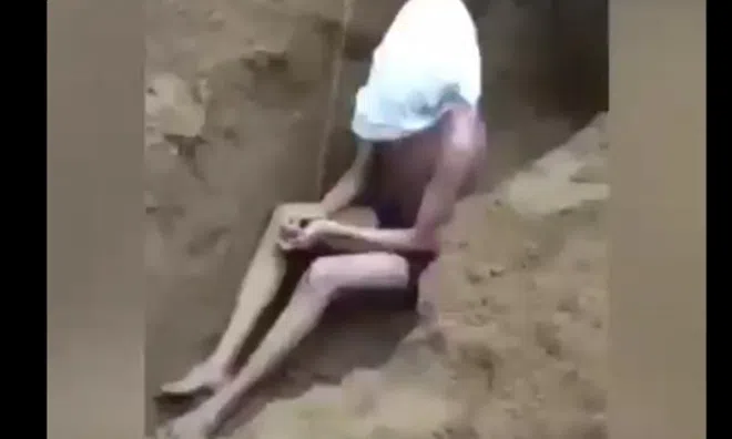 Khởi tố, bắt tạm giam 14 đối tượng liên quan đến vụ "chôn sống" nam thanh niên ở Nghệ An