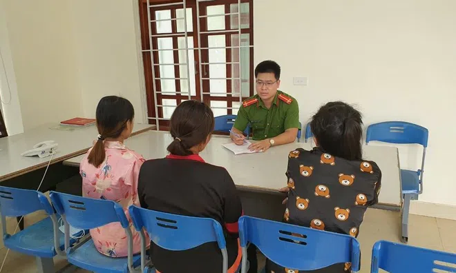 3 bà bầu vượt biên sang Trung Quốc bán bào thai