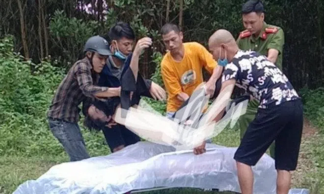 Quảng Ninh: Rủ nhau tắm suối, 1 nữ công nhân tử vong