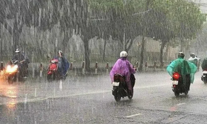 Dự báo thời tiết 24/6: Hà Nội mưa rào và dông, nhiệt độ thấp nhất 27 độ C