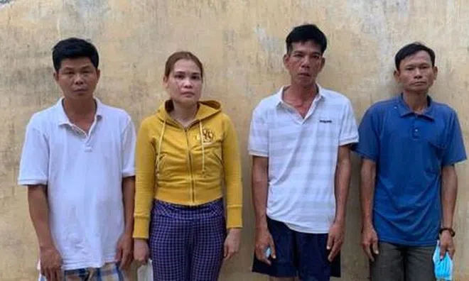 Bắt khẩn cấp cặp vợ chồng cầm đầu tổ chức đánh bạc qua mạng viễn thông hơn 1,5 tỷ đồng