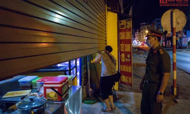 Công an Hà Nội xuyên đêm tuyên truyền thực hiện nghiêm chỉ đạo của TP