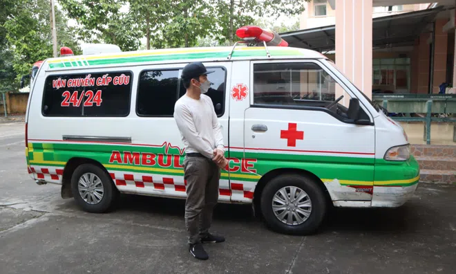 Phát hiện tài xế xe 'vận chuyển cấp cứu 24/24' tàng trữ trái phép ma túy