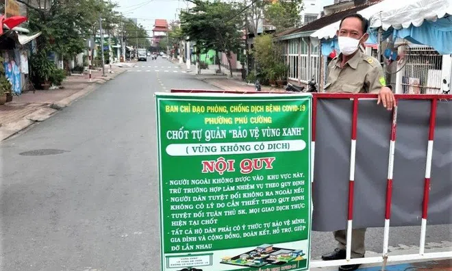 Bình Dương cấp 'thẻ xanh' cho người tiêm đủ 2 mũi vắc-xin phòng Covid-19