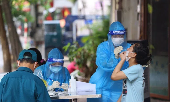 Trưa 14/9: Hà Nội thêm 8 ca dương tính Covid-19, trong đó có 1 ca cộng đồng