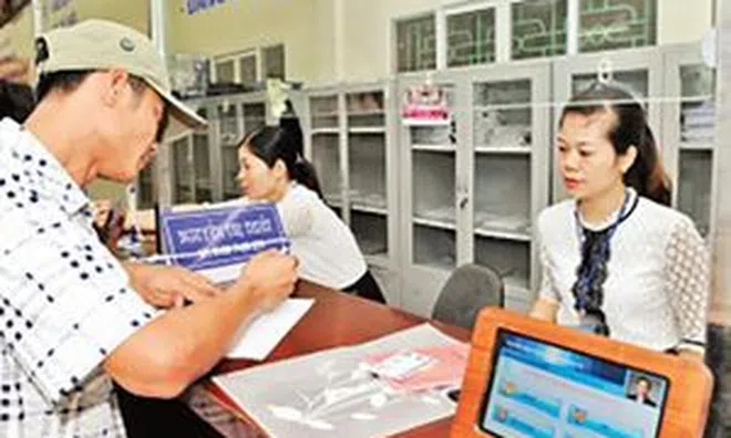 Người lao động được nhận hỗ trợ bằng tiền mặt hoặc qua tài khoản