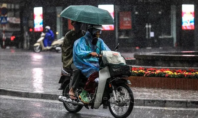 Dự báo thời tiết 16/10: Không khí lạnh tăng cường, Hà Nội tiếp tục mưa lạnh