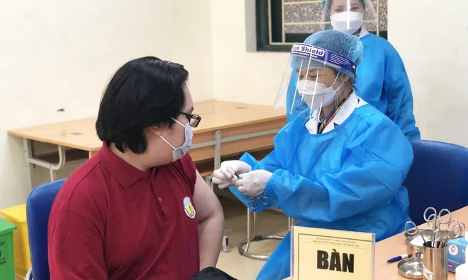 Sáng 25/11: Hơn 937.000 bệnh nhân Covid-19 đã khỏi; 10 việc F0 khi cách ly, theo dõi sức khoẻ tại nhà cần làm