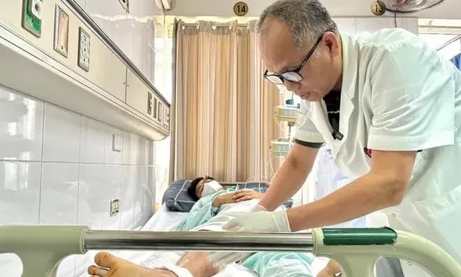 Nối liền cổ chân bị đứt rời cho một bệnh nhân nam 34 tuổi