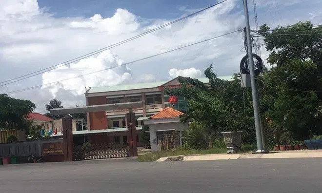 Khởi tố cựu kế toán giả chữ ký Trưởng công an huyện để rút tiền ngân sách