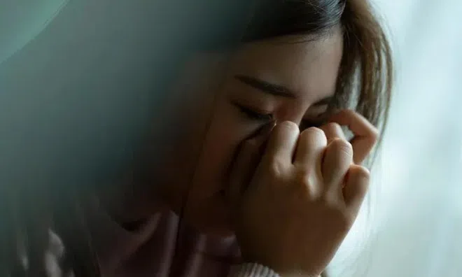 Vợ chết lặng khi chồng rạch ròi tuyên bố không chung tài sản, tiền bạc, mẹ chồng cay nghiệt