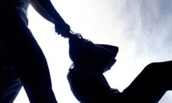 Điều tra vụ thanh niên 16 tuổi ra tay với người thân