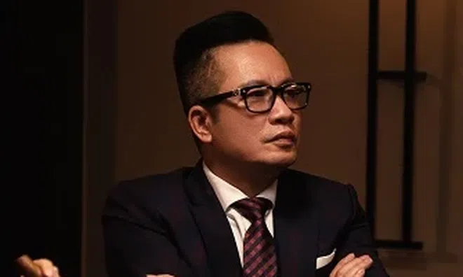 Hé lộ chân dung 3 đại gia Hà thành đình đám góp mặt trong MV mới của Khắc Việt