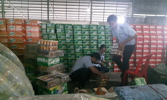 Bắt giám đốc vụ buôn lậu nước ngọt trị giá hơn 8,6 tỷ đồng