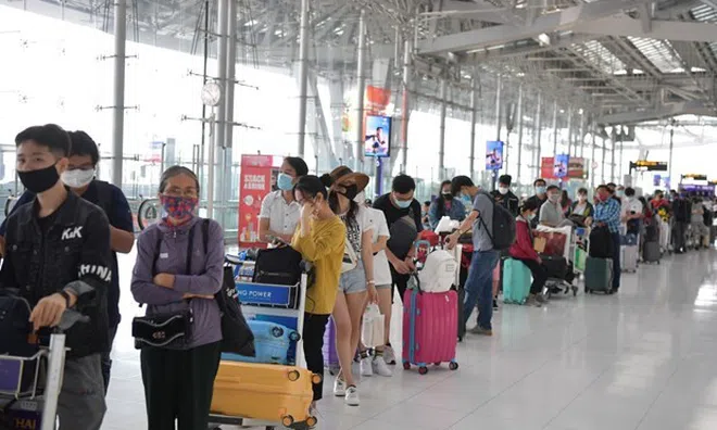 Đưa 240 công dân Việt Nam từ Philippines về nước an toàn