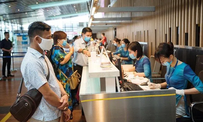Phạt đến 3 triệu đồng nếu không đeo khẩu trang khi đi máy bay
