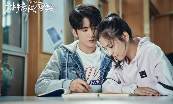 "Tứ tiểu hoa webdrama" Hoa ngữ Ngô Thiến "gây sốt" trong "Lê hấp đường phèn"