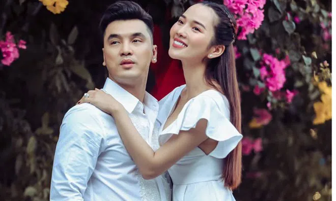 Ưng Hoàng Phúc ngại đóng cảnh tình cảm với vợ, trăn trở tương lai của con gái