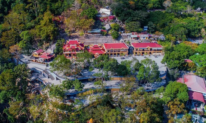 Sun World BaDen Mountain tổ chức đêm hội trăng rằm lớn chưa từng có trên đỉnh núi Bà Đen
