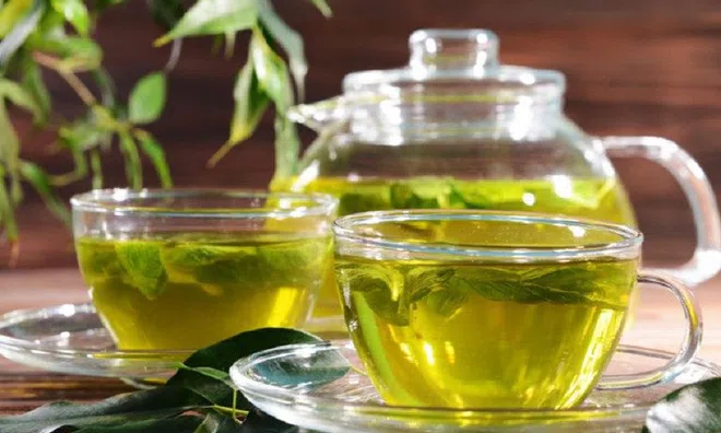 Trà xanh tốt cho sức khỏe nhưng không nên sử dụng quá nhiều và đây là lý do