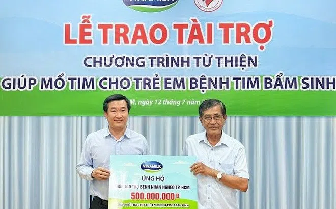Vinamilk tiếp tục hỗ trợ phẫu thuật tim và mắt cho trẻ em khó khăn