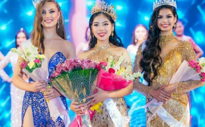 Đại diện Việt Nam 16 tuổi đăng quang Miss Teen International 2022, ứng xử "nổi da gà"