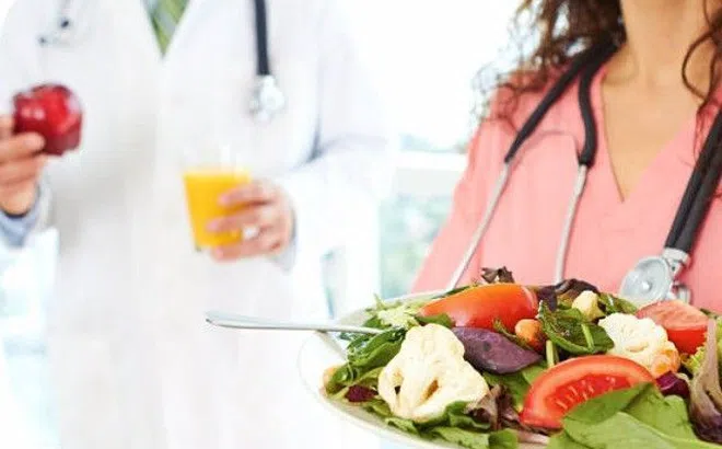 Bác sĩ mắc ung thư nhưng có tỷ lệ sống tới 80%, cao hơn người bình thường vì biết làm những việc này