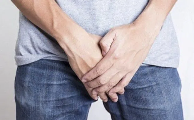 Thanh niên Hà Nội bỗng dưng thấy “cậu nhỏ” hóa đá, ban đầu còn mừng, đi khám mới tá hỏa khi biết bên trong có gì