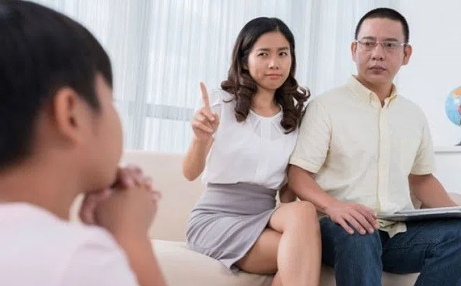 Cậu ấm ở Sài Gòn được bao bọc như trứng mỏng, một ngày lớp 10 bỗng phát hiện mắc HIV khiến cha mẹ rụng rời