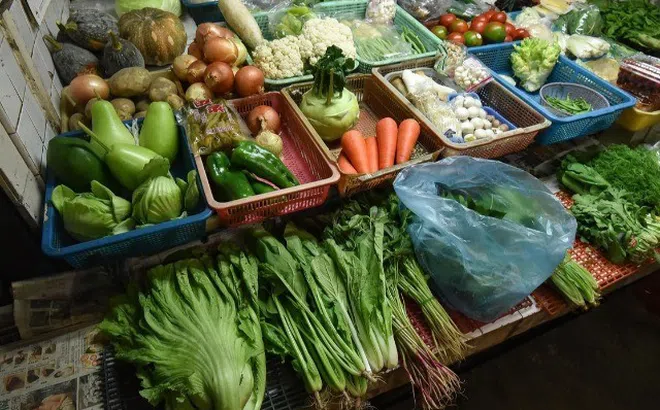 Nghiên cứu của Đài Loan: Xếp hạng dư lượng thuốc trừ sâu trong 16 loại rau củ, đứng đầu là loại nhiều người ăn sống