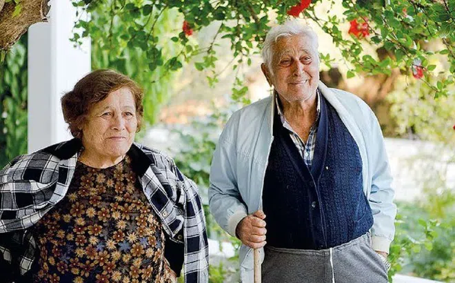 Chuyên gia nghiên cứu tuổi thọ tiết lộ lý do các thực phẩm này được những người sống 100 tuổi ăn nhiều nhất