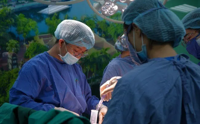 Đi khám vì viêm phụ khoa, người phụ nữ bàng hoàng phát hiện mắc ung thư cổ tử cung